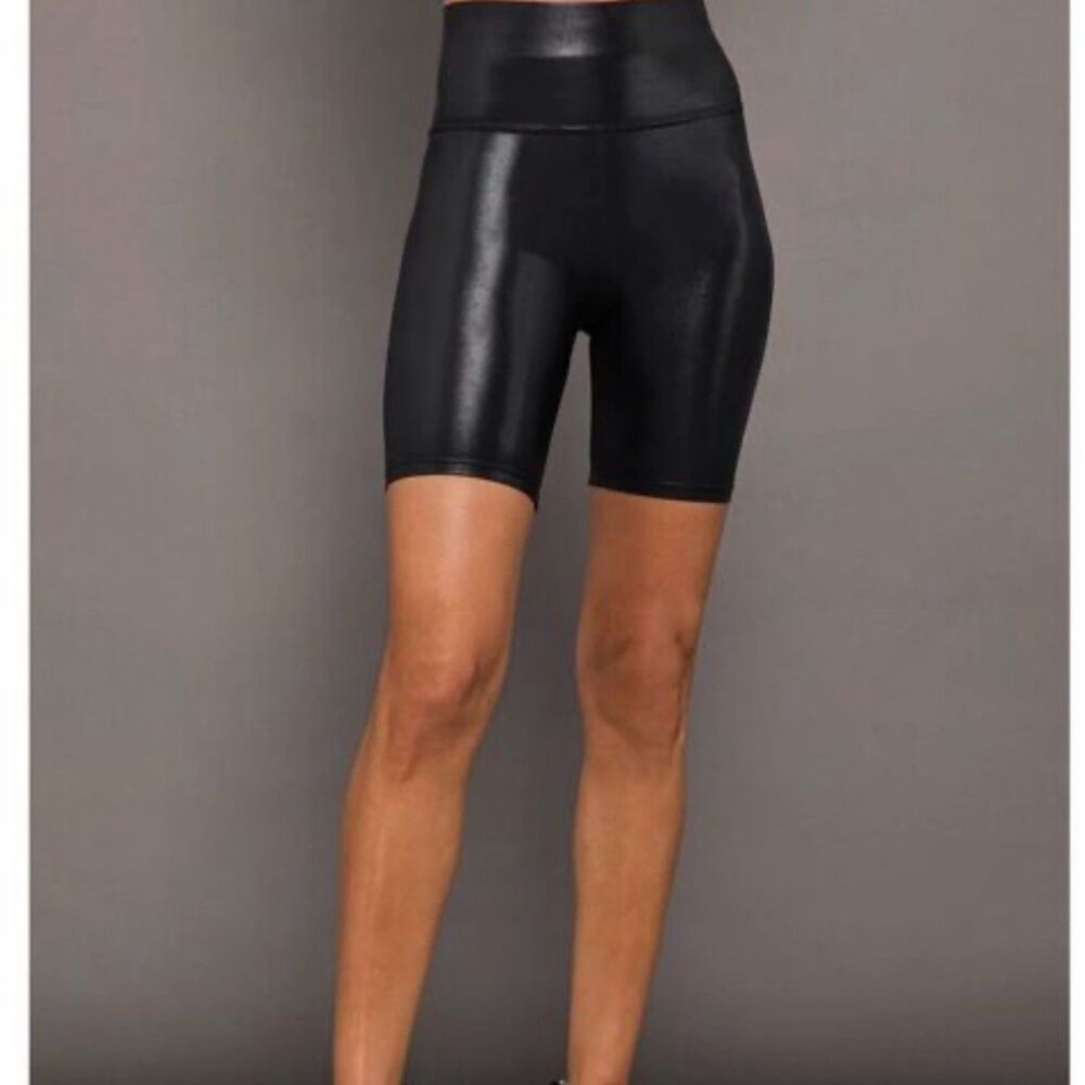 Carbon 38 High Rise Biker Short, Takara Shine, Black, Small - Picture 2 of 7